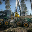 Fixteri-erergiapuupaalaimen käytössä on etuja, vaikka valtavirta energiapuukorjuussa on ollut haketus tien varressa tai terminaalissa. Fixterin paalit voidaan varastoida sellaisenaan ja jopa syöttää polttoon kokonaisena.