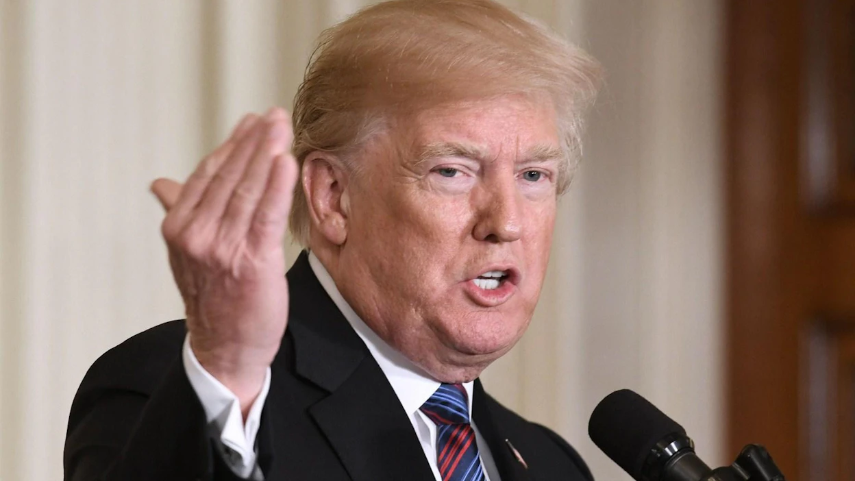 Yhdysvaltain presidentti Donald Trump sanoi jo viime kuussa, että Yhdysvallat asettaa tulleja Kiinasta tuotaville tavaroille kymmenien miljardien dollarien edestä.