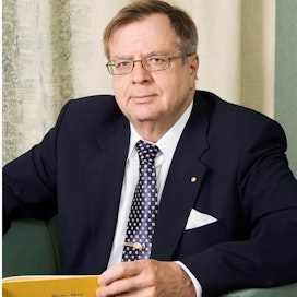 Heikki Hortling johti Olvin hallitusta vuodesta 1998 ja lisäksi hän toimi Ponssen hallituksen varapuheenjohtajana.