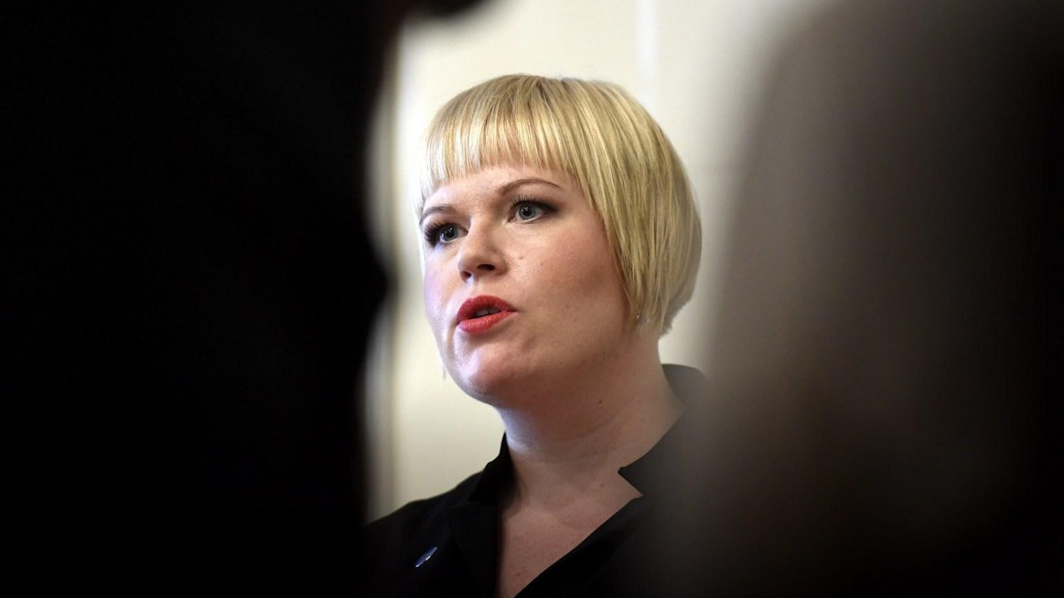 Ministeri Saarikkoa huolestuttaa tuhkarokolta, vihurirokolta ja sikotaudilta suojaavan MPR-rokotteen kattavuuden lasku eri puolilla maata. LEHTIKUVA / VESA MOILANEN