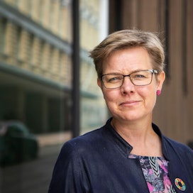 Krista Mikkonen kommentoi valkoposkihanhen suojelua TV1:n Ykkösaamussa.