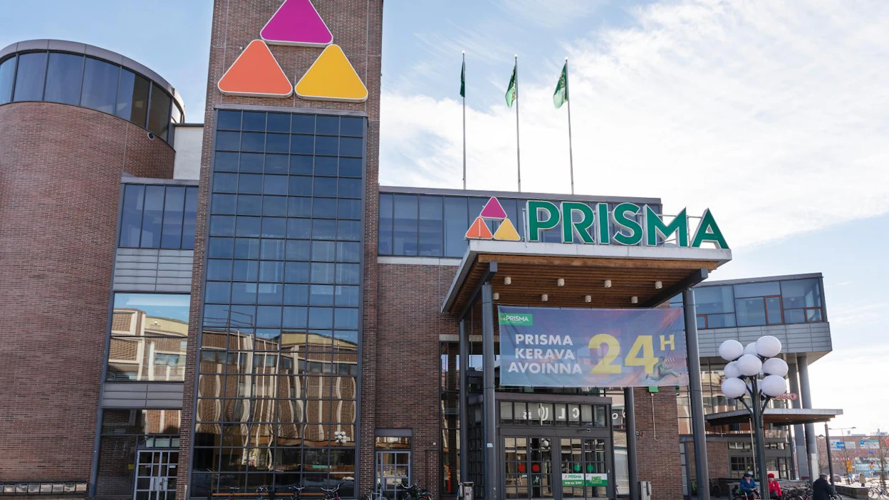 Sopimusten myötä kaupan alalle kohdistettu lakonuhka peruuntui. Myös kuvassa oleva Keravan Prisma pysyy avoinna.