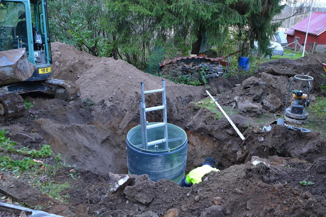 Jätevesien puhdistusta kohtuullistetaan. Kuivalla maalla uudet laitteet tarvitaan vain, jos tehdään muutenkin rakennusluvan vaativia muutoksia.