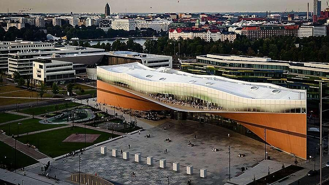 Havainnekuva Helsingin Kansalaistorilta.