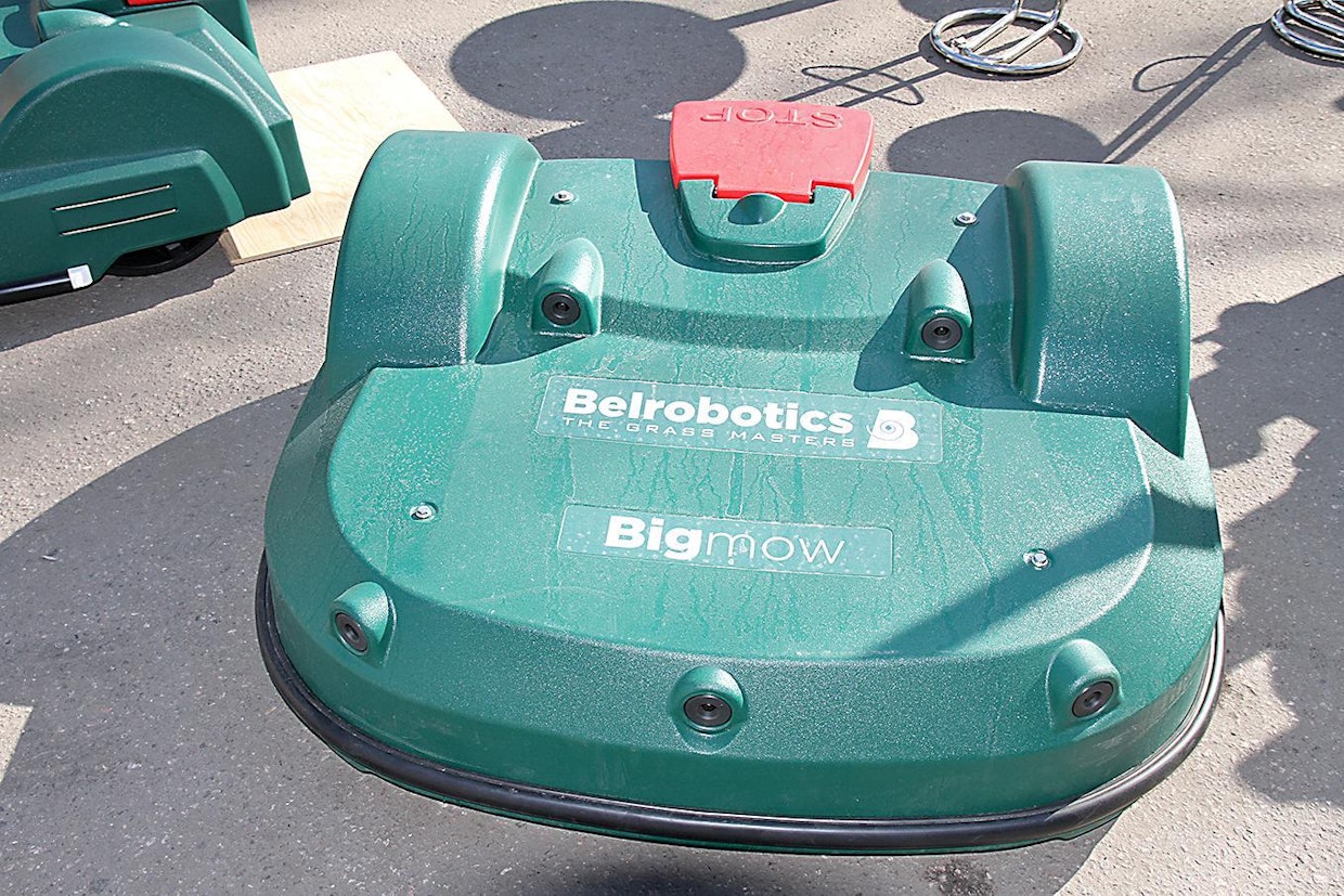 Bigmow'n leikkuuleveys on 1 033 mm.