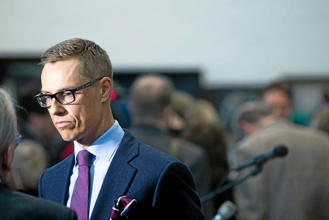 Alexander Stubb (kuvassa) lähtee ehdokkaaksi eurovaaleihin. Tiedotustilaisuudessa Helsingin taidehallissa mukana myös Kokoomuksen puheenjohtaja Jyrki Katainen.
politiikka eurovaalit kokoomus