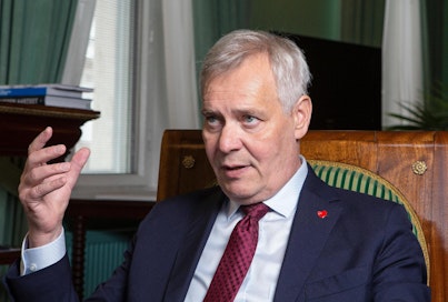 Pääministeri Antti Rinteen (sd.) hallituspuolueet kokoontuvat ensimmäiseen budjettiriiheen.