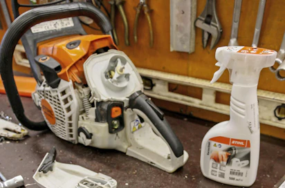 Stihl käyttää uusissa sahamalleissaan itse kehittämäänsä suodatinkangasta, jota on HD2-tyypin puhdistimissa. Pitkän huoltovälin suodattimet ovat tehokkaita, ja niiden käyttöikää voi jatkaa pesulla.