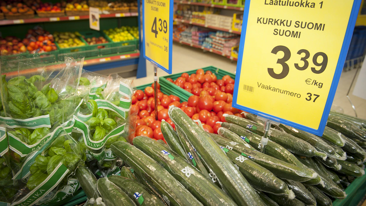 Kotimaisia vihanneksia, joiden pakkauksessa Sirkkalehtimerkki. Kuvituskuva.