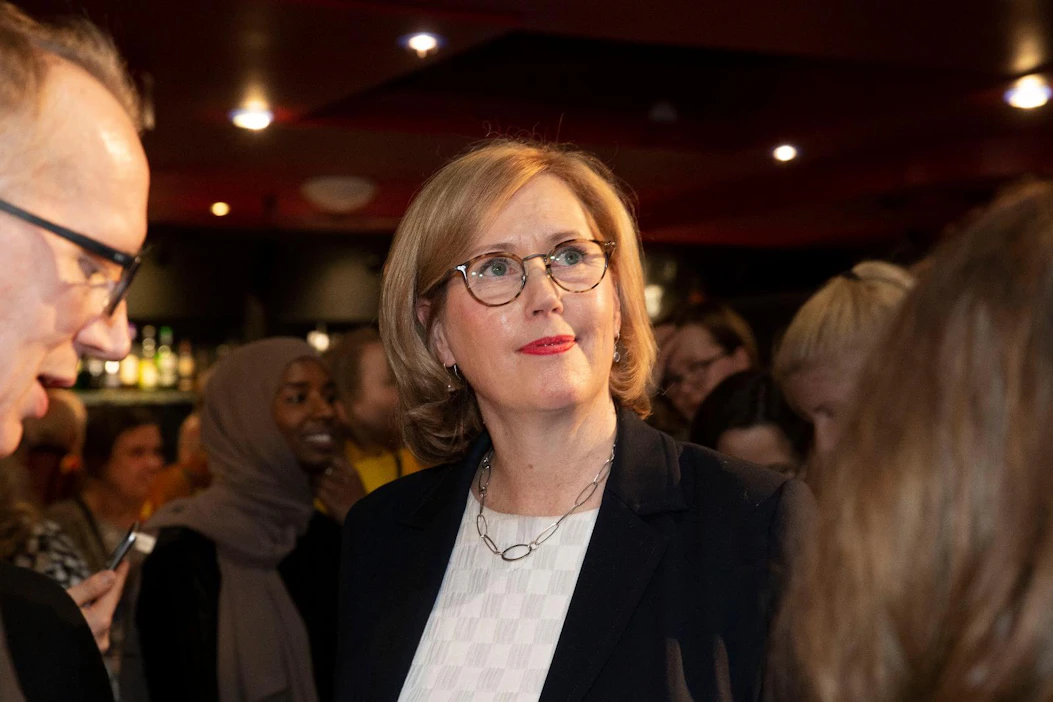 Työministeri Tuula Haatainen kertoi perjantaina hallituksen uusista työllisyystoimista.