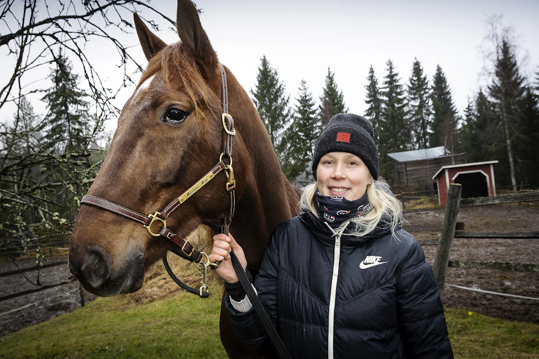Jonna Irrin tallista starttaa neljä hevosta Mantorpin Toto64-kierroksella.