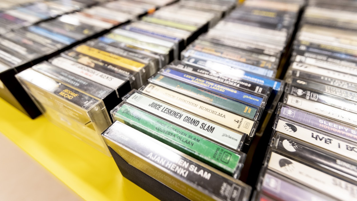 Ihan uuttakin musiikkia julkaistaan nykyään C-kasetin muodossa.