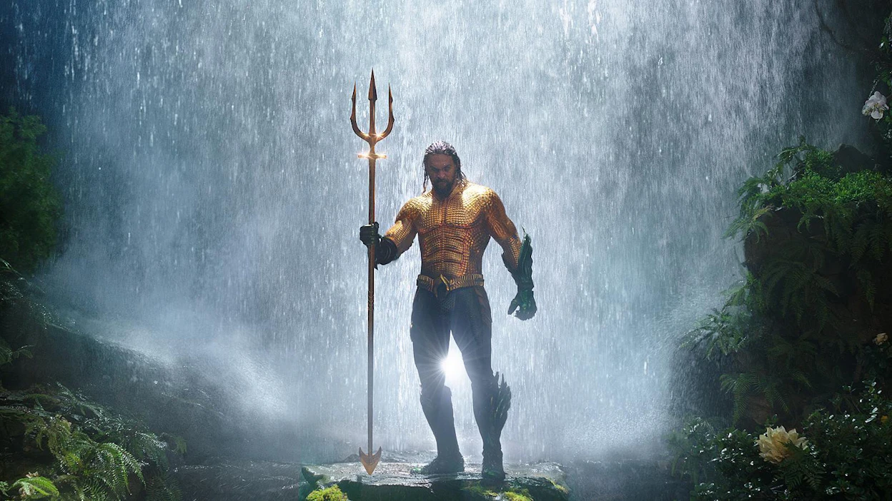 Jason Momoan näyttelemä Aquaman etsii käsiinsä Atlantiksen ensimmäiselle hallitsijalle kuuluneen kolmikärjen päästäkseen kuninkaaksi.