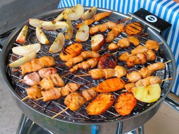 Terveellisen ruokavalion yksi kulmakivi on monipuolisuus, mikä saattaa joskus kesän grillausinnostuksen keskellä unohtua.