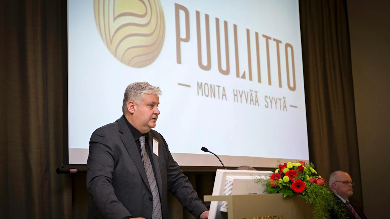 Puuliiton puheenjohtajan Jari Nilosaaren mukaan yt-neuvottelut ovat näytön paikka