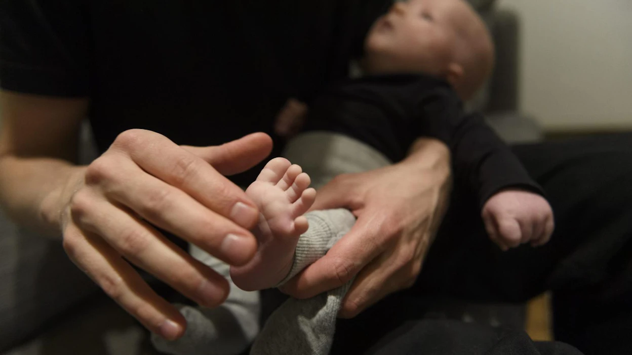 Tammi-lokakuun aikana syntyi lähes 2 000 lasta vähemmän kuin vastaavana aikana viime vuonna. LEHTIKUVA / ANTTI AIMO-KOIVISTO