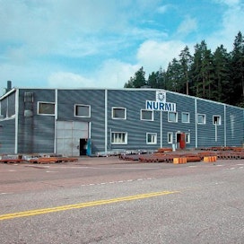 Nurmi Hydraulics Oy:n tuotantohallit sijaitsevat pääosiltaan Nummi-Pusulan Ikkalassa. Hallit ovat uudehkoja ja tuotantotilaa kolmessa hallissa on lähes 10 000 m², lisäksi Porissa 2000 m².