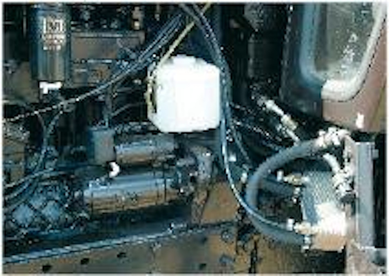 Rypsi-Belaruksessa rypsiöljyä lämmitetään sekä jäähdytysnestejärjestelmään että moottorin voitelujärjestelmään liitetyillä lämmönvaihtimilla. (HH)