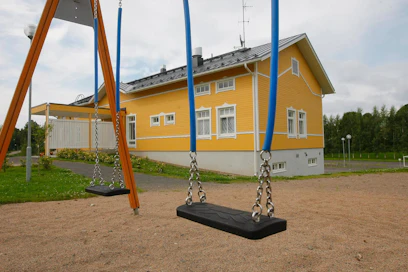 Työllistymismahdollisuuksissa kyselyyn vastanneita lapsia huolestuttaa se, löytyykö itselle mieluinen ja sopiva työ. Kuvituskuva.