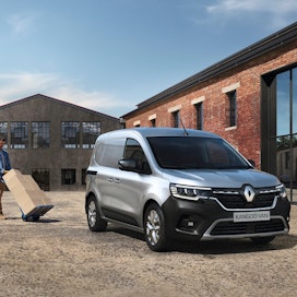 Renault Kangoo on saanut uuden, vahvemman ilmeen. Autossa on kaksi tavaroiden lastaamista ja sijoittamista helpottavaa innovaatiota.