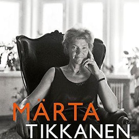 Johanna Holmström: Märta Tikkanen - Tyttö joka halusi juosta vetten päällä. Suomentaja Maija Kauhanen. Tammi 2020. 432 s.