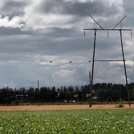 Yksi sähkönjakeluverkkojen suurimmista haasteista on ollut maasulkuvikojen paikallistaminen.
