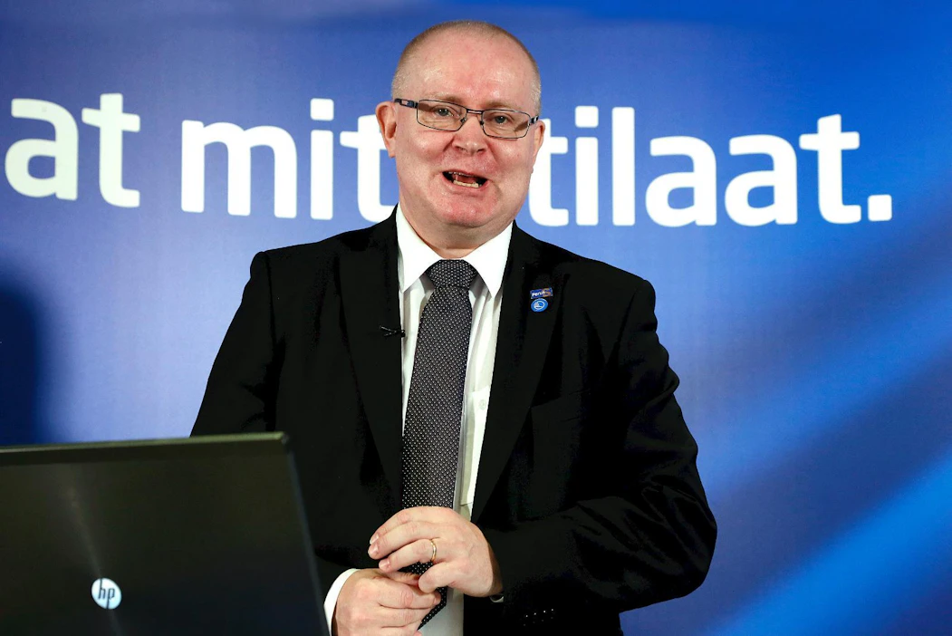 Oikeus- ja työministeri Jari Lindström puolusti käräjäoikeusverkon supistamista perussuomalaisten tilaisuudessa Helsingissä torstaina.