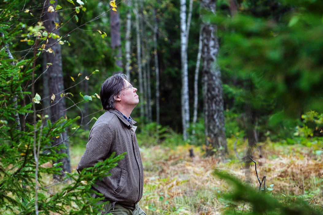 Marcus Walsh vastaa Bosgårdin kartanon metsätaloudesta. "Virkistysarvot ovat tärkeitä, mutta tärkeintä on silti raha."