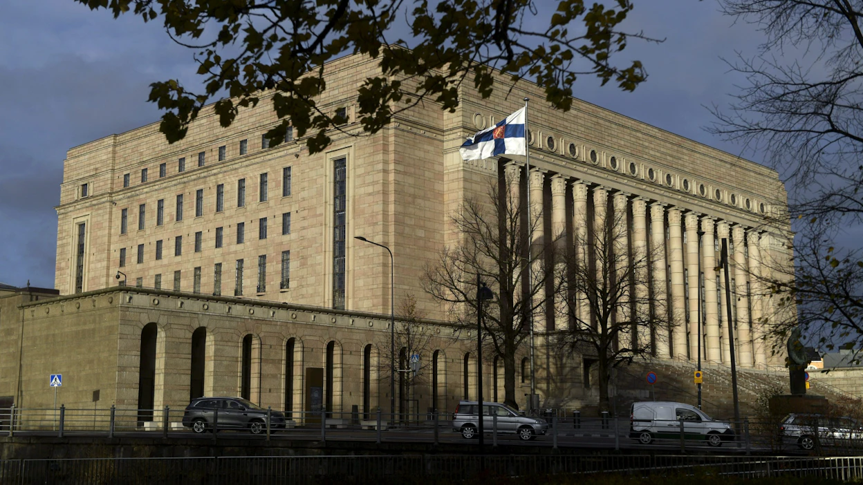 Hallitukselle esitettiin epäluottamusta sosiaali- ja terveyspalveluiden takia.