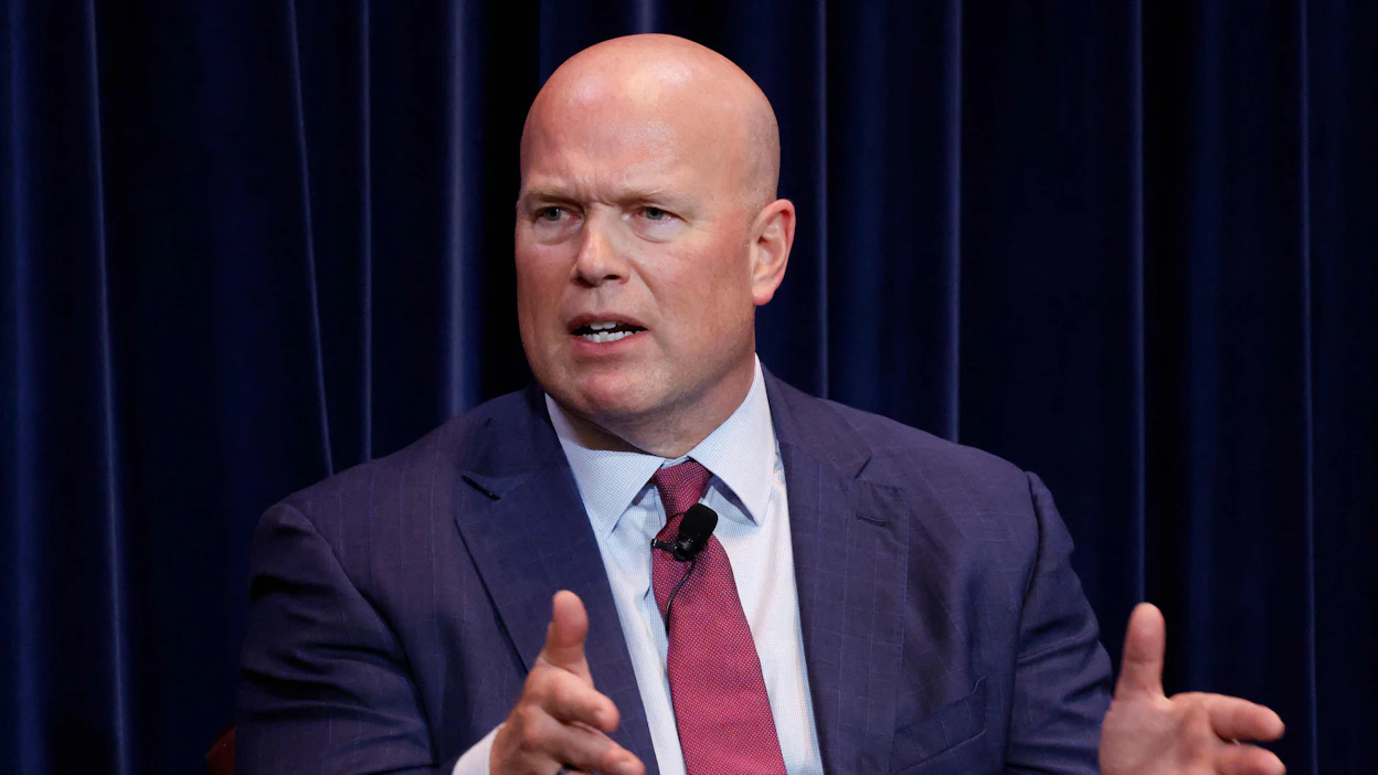 Yhdysvaltojen Nato-suurlähettiläs Matthew Whitaker sanoi, että taakansiirto Euroopalle Naton sisällä ei tarkoita, että Yhdysvallat olisi jättämässä Euroopan. LEHTIKUVA/AFP.