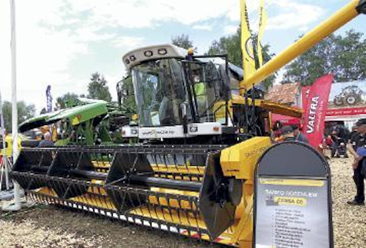 Sampo Rosenlew -puimuriedustus siirtyy täysimääräisenä Agco Suomen vastuulle syyskuun alussa. Myynti-, huolto- ja varaosakulutukset hoidettiin valmiiksi alkuvuodesta. Esittelypuimurit ja varaosat on toimitettu myyntipisteisiin. Sopimushuoltoa on vahvistettu kuudella uudella yrittäjällä, joilla kaikilla on pohjana vankka kokemus SR-puimurihuollosta. (HH)