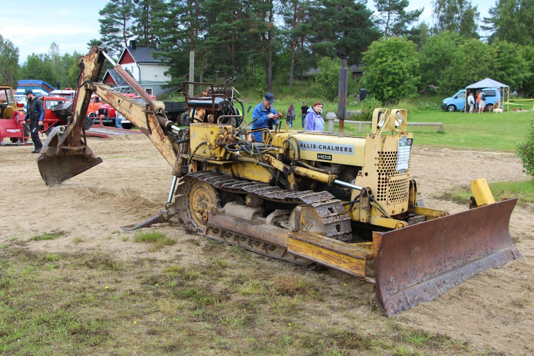 Allis-Chalmers HD3 -traktoria valmistettiin vuosina 1960–68 Milwaukee, Wisconsin, USA.
Valmistettu yhteensä 8 243 kpl.
