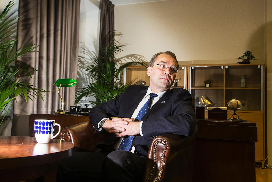 Puolustusministeri Jussi Niinistö (ps) uskoo, että tutkimusrahoituksen lisääminen on mahdollisuus pk-yrityksille.