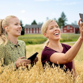 Marjaana ja Annamari Jukkolan kauratuotteita valmistavan yrityksen tärkein markkinointikanava on sosiaalinen media.