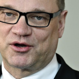 Pääministeri Juha Sipilän (kesk.) mukaan vaalien ajankohtaa ratkaistaessa kuullaan oikeuskanslerinvirastoa. LEHTIKUVA / JUSSI NUKARI