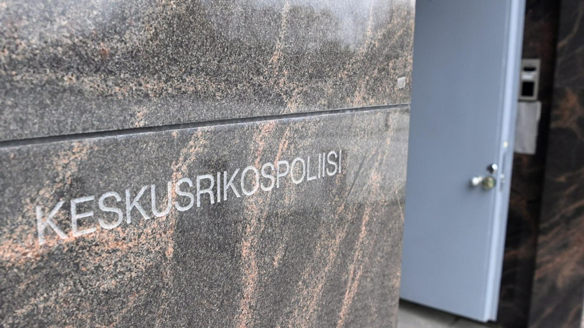 KRP neuvoo olemaan avaamatta huijausviestien liitetiedostoja. Lehtikuva / Jussi Nukari