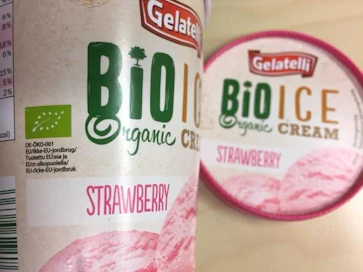 Gelatelli-luomujäätelön ainesosaluettelon lopussa on tieto, että tuote on valmistettu Saksassa.