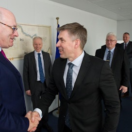 MTK:n johtokunta tapasi Juha Marttilan johdolla EU:n maatalouskomissaarin Phil Hoganin maanantaina Brysselissä. Marttilan mukaan yhteistyö komission kanssa on parantunut.