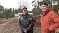 Toimittaja Lauri Hyvönen (oikealla) haastattelee tämänkertaisessa MT Ravien lähetyksessä Marko Heikaria.