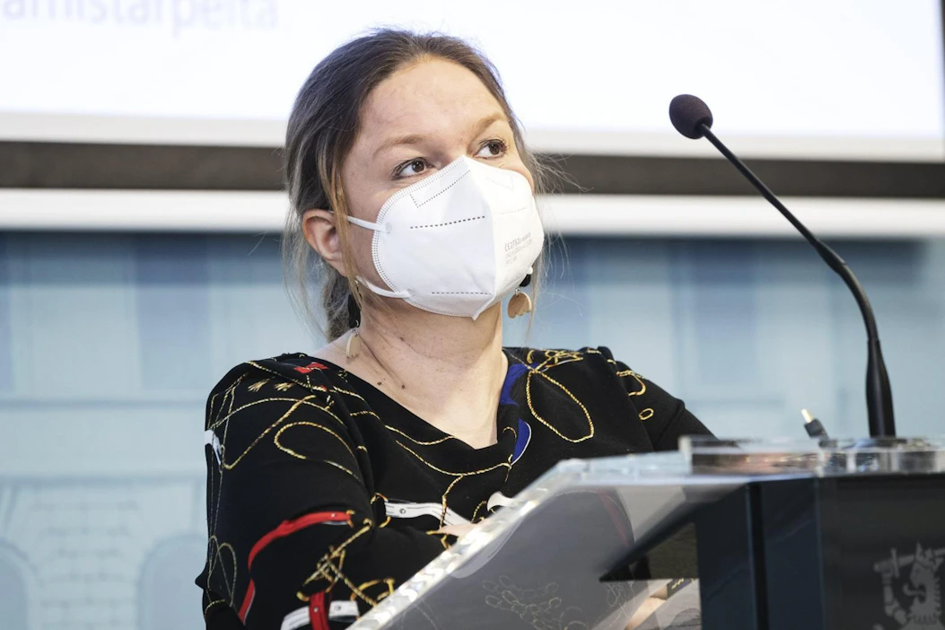 Perhe- ja peruspalveluministeri Krista Kiuru jää sairauslomalle tiistain ja keskiviikon ajaksi. LEHTIKUVA / Roni Rekomaa