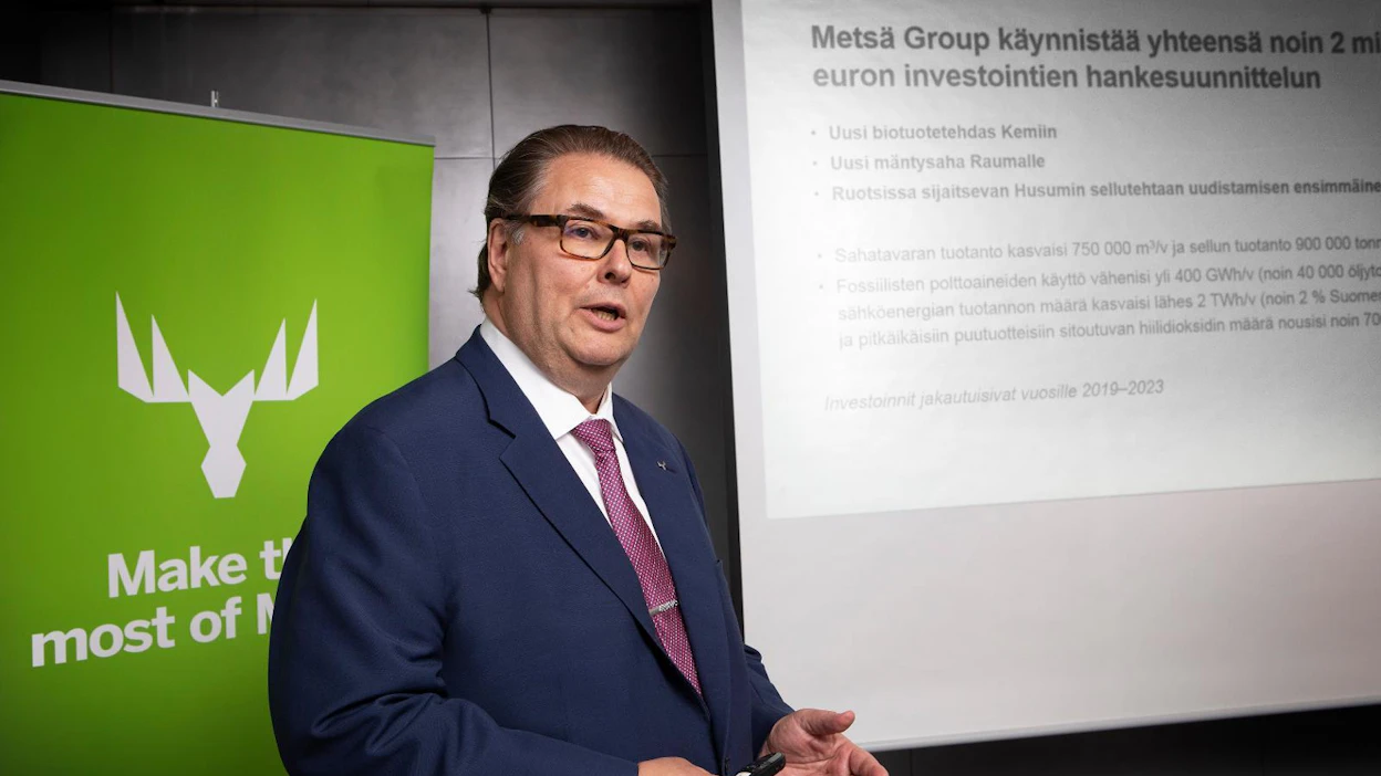 "Kuitu- ja tukkipuun käytön tulee olla tasapainossa, jotta raaka-ainetta riittää sekä uudelle sahalle että biotuotetehtaalle", Metsä Groupin pääjohtaja Ilkka Hämälä kommentoi viime perjantaina Helsingissä.