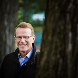 Pohjois-Karjalan entinen maakuntajohtaja Pentti Hyttinen on nousemassa Metsähallituksen johtoon.
