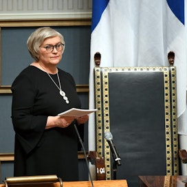 Eduskunnan puhemies Anu Vehviläinen puhui keskiviikkona valtiopäivien avajaisissa. LEHTIKUVA / JUSSI NUKARI