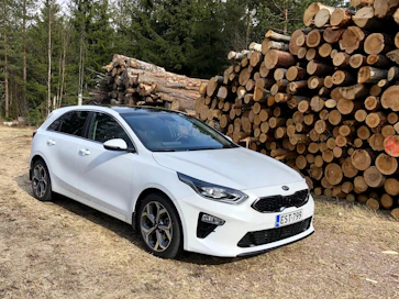 Kia Ceed on toimiva vaihtoehto perheautoksi.