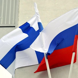 Tutkimuksen mukaan suomalaisista reilu kolmasosa suhtautuu Venäjään myönteisesti ja 45 prosenttia kielteisesti.