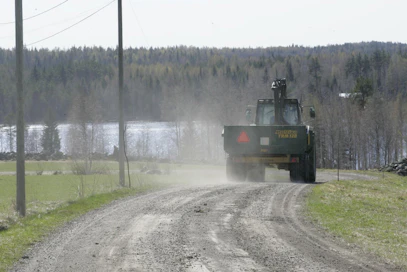 Soratiet ovat monessa pitäjässä vaikeiden keliolosuhteiden jäljiltä huonossa kunnossa.