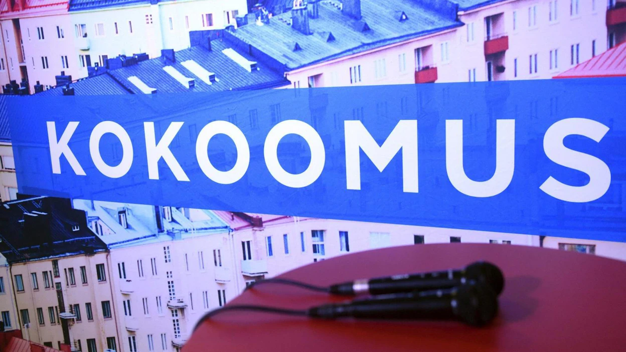 Kokoomus saisi Kuntaliiton laskelman perusteella 278 paikkaa aluevaaleissa. LEHTIKUVA / Timo Jaakonaho