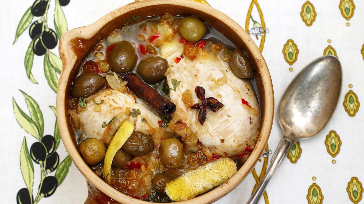 Marokkolaisessa sitruunakanapadassa tuoksuvat sitruunan lisäksi tähtianis, kaneli ja juustokumina.