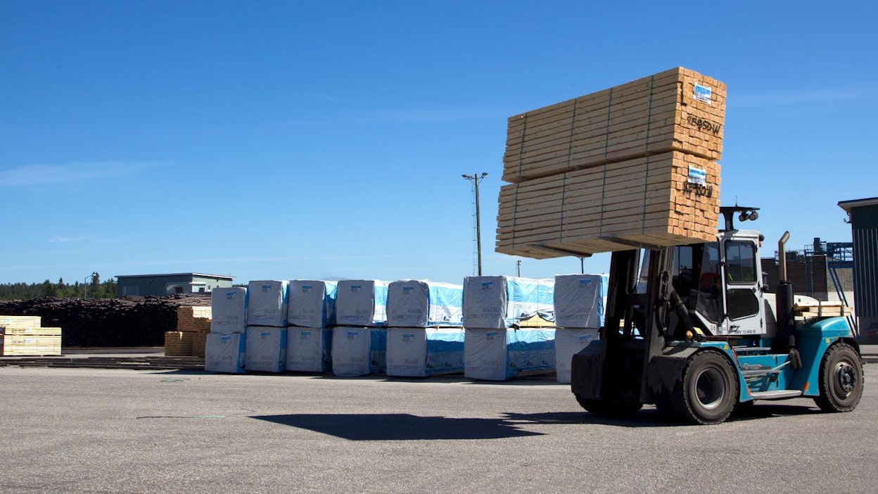 Sahatavaraa on alkuvuonna laivattu kiivaasti ulkomaille. Arkistokuva.