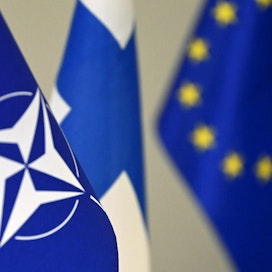 Suomen liittymisestä sotilasliitto Natoon kansanäänestyksen haluava kansalaisaloite on kerännyt kannatusilmoituksia rivakkaan tahtiin.